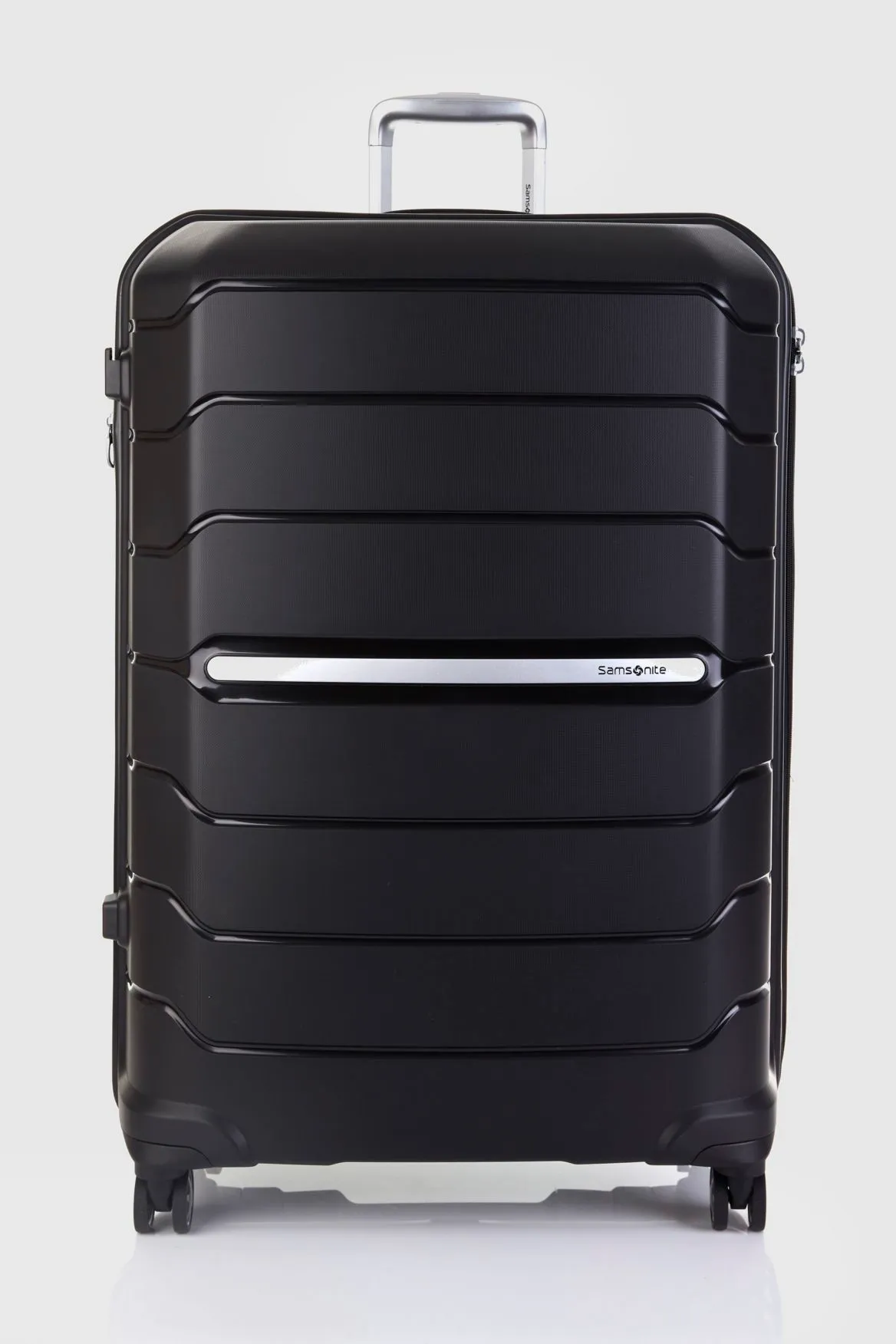 Oc2lite Check-In 81cm Suitcase Strandbags