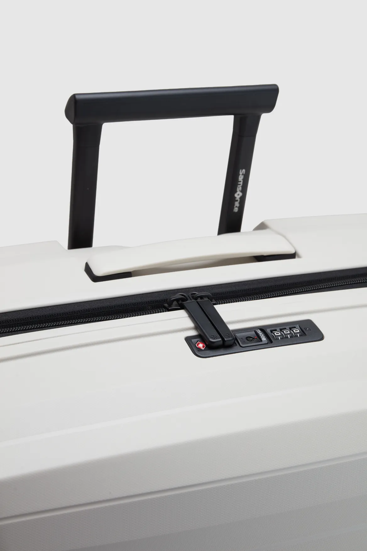 Octolite Neo 81cm Suitcase Strandbags