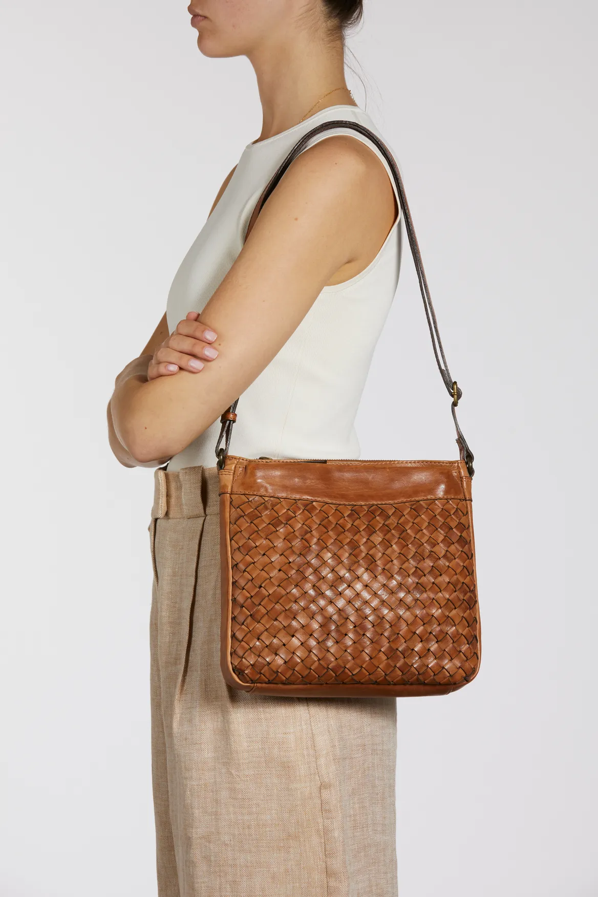 Palma Leather Weave Crossbody Bag Strandbags