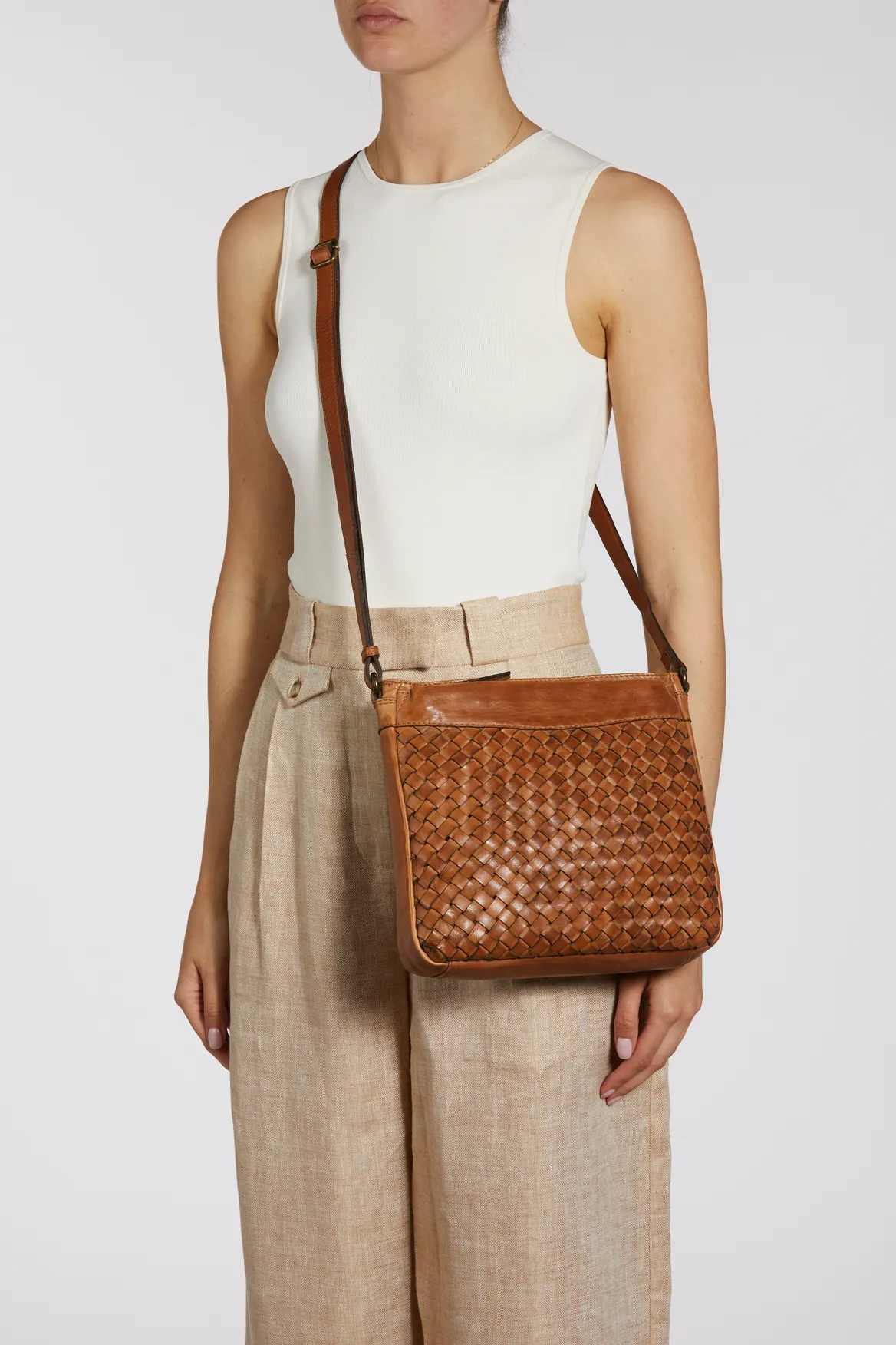 Palma Leather Weave Crossbody Bag Strandbags