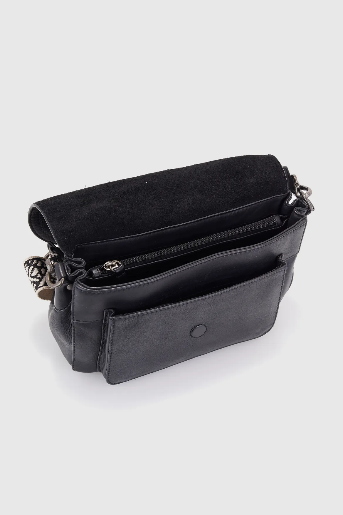 Pia Leather Flap Crossbody Bag Strandbags