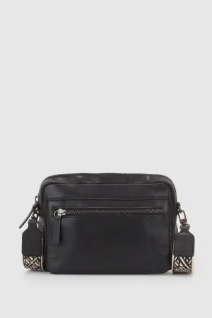 Pia Leather Small Crossbody Strandbags