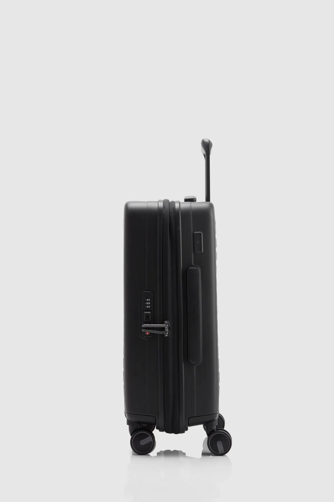 Restackd 55cm Suitcase Strandbags