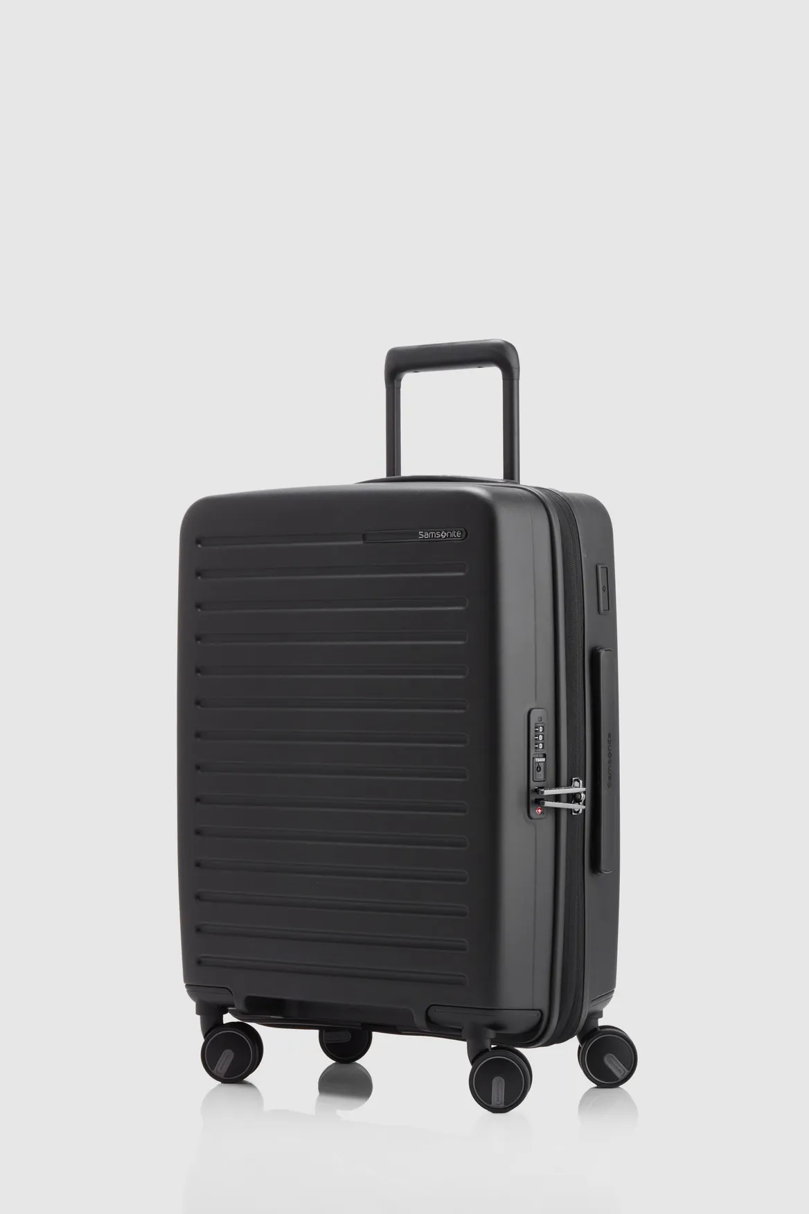 Restackd 55cm Suitcase Strandbags