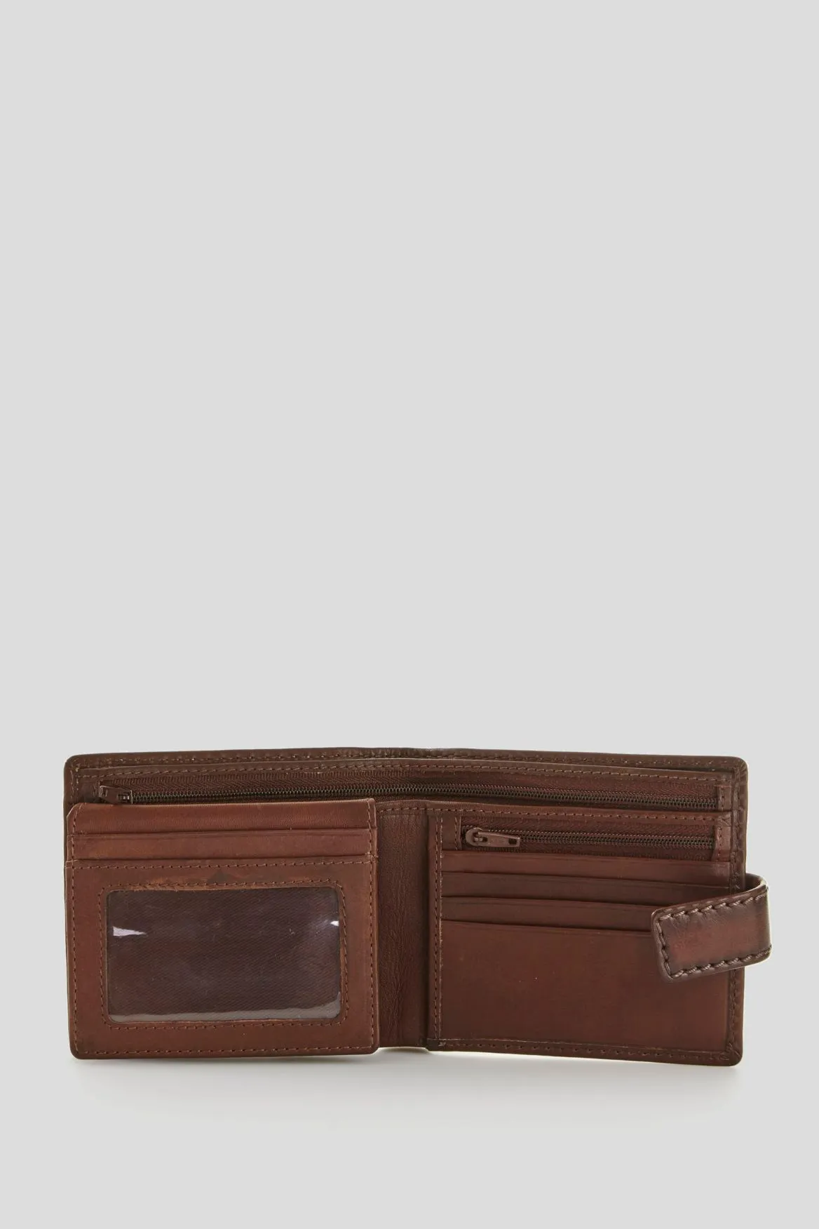 RFID Dakota Leather Tab Wallet Strandbags