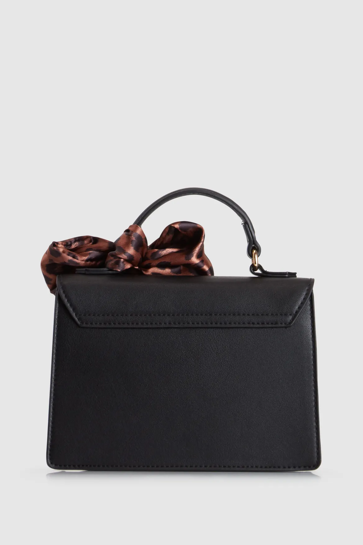 Scarf Top Handle Bag Strandbags