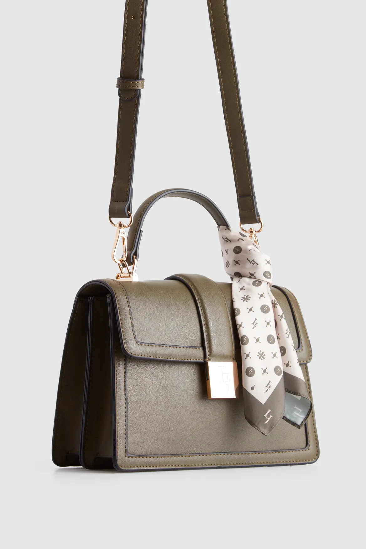 Scarf Top Handle Bag Strandbags