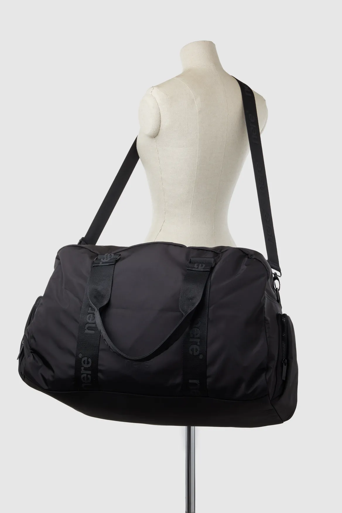 Seeker Duffle Strandbags