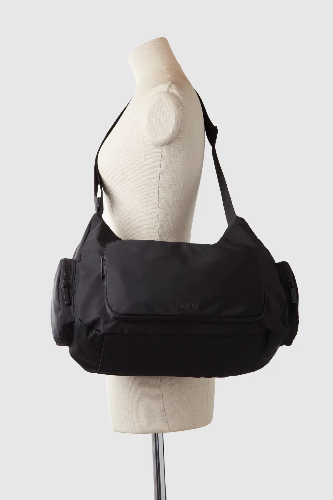 Seeker Multi Pocket Crossbody Bag Strandbags