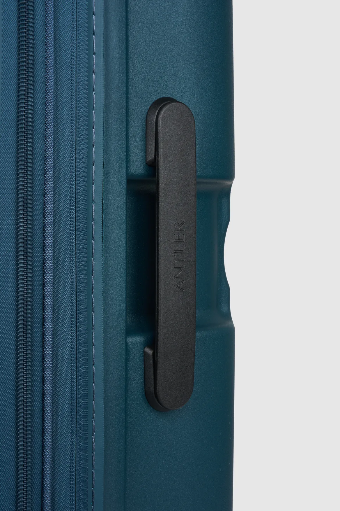 Single Stripe 55cm Suitcase Strandbags