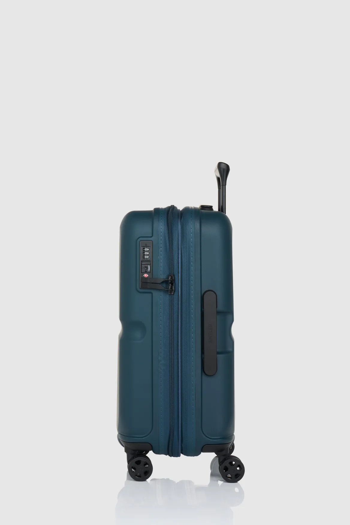 Single Stripe 55cm Suitcase Strandbags