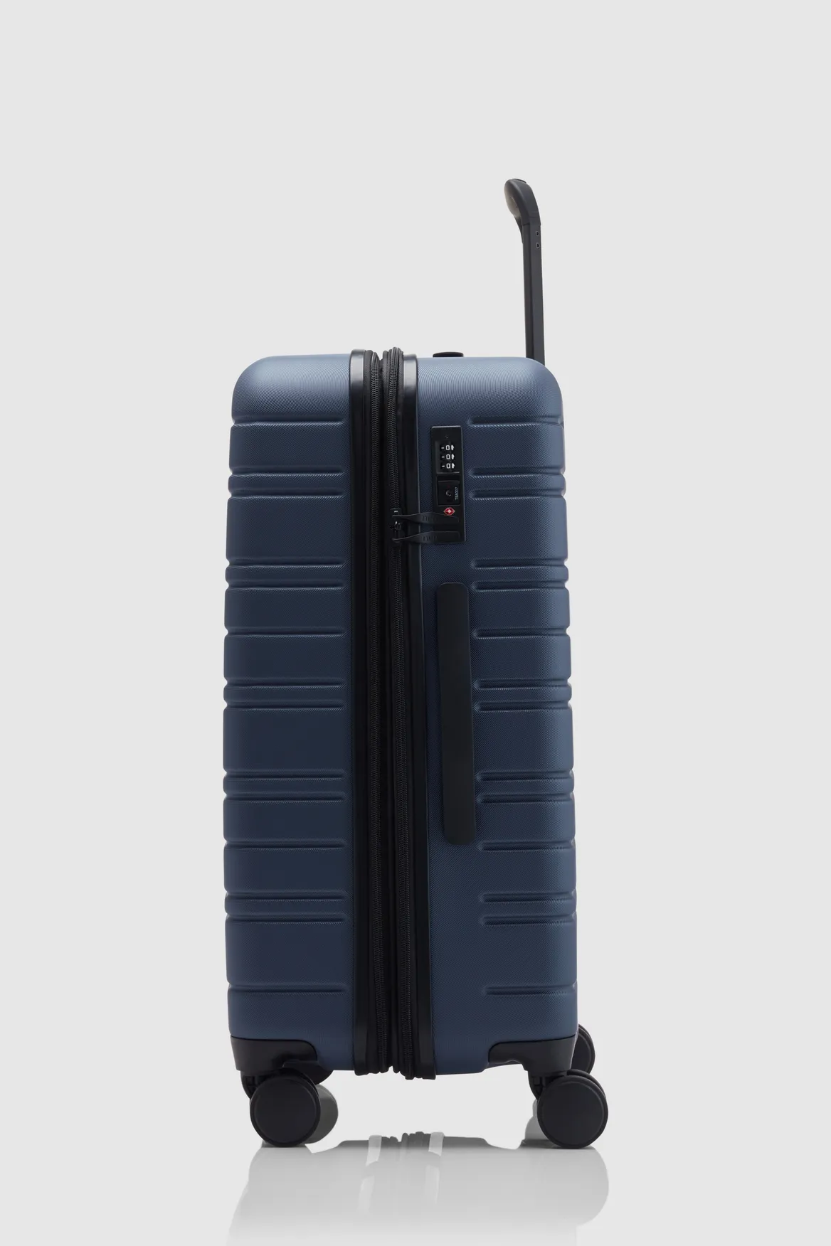 Stori Check-In 65cm Suitcase Strandbags