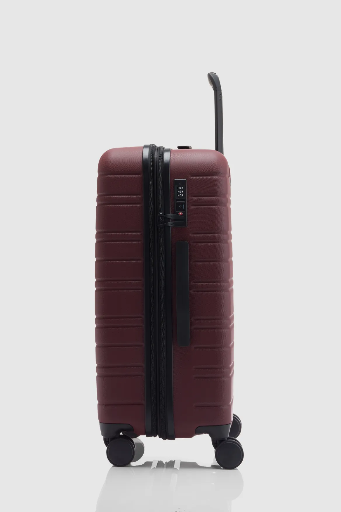 Stori Check-In 65cm Suitcase Strandbags