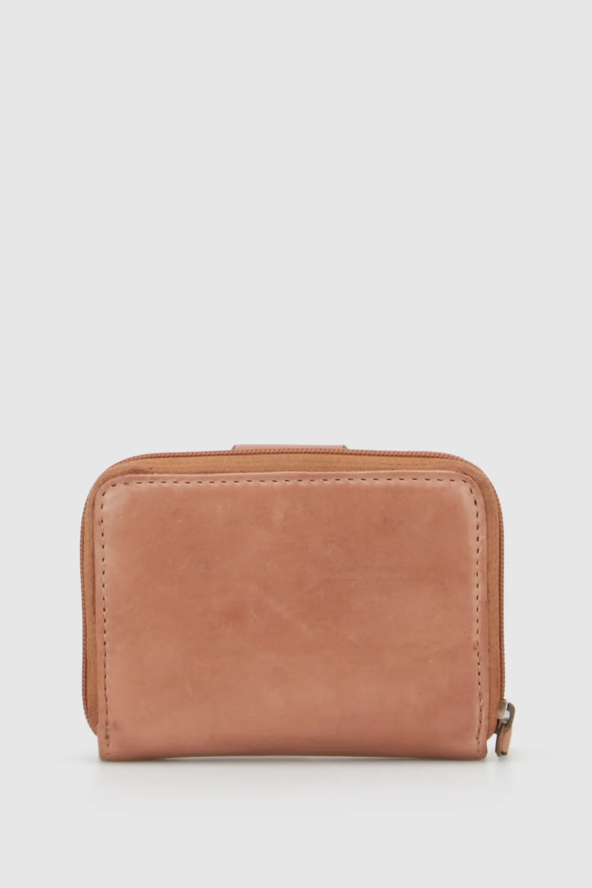 Tara Leather Small Tab Wallet Strandbags