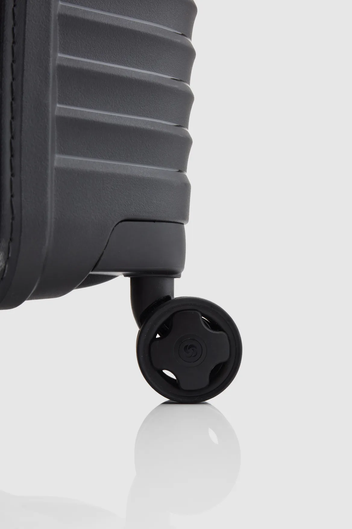 Upscape Check-In 81cm Suitcase Strandbags