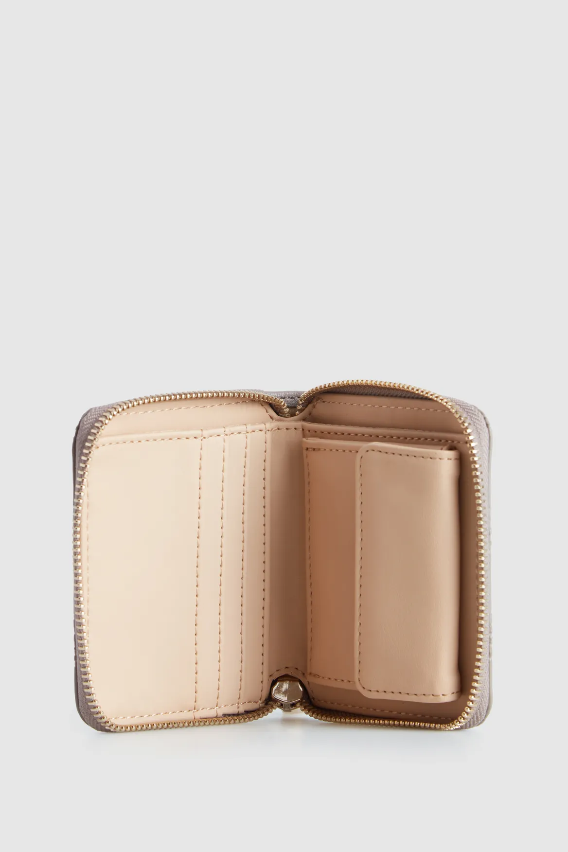 Zarela Small Zip Around Wallet Strandbags