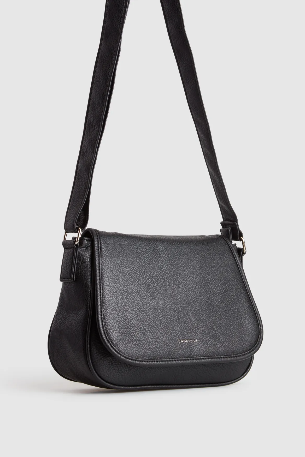 Zip Pocket Flap Crossbody Bag Strandbags