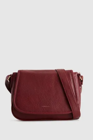 Zip Pocket Flap Crossbody Bag Strandbags